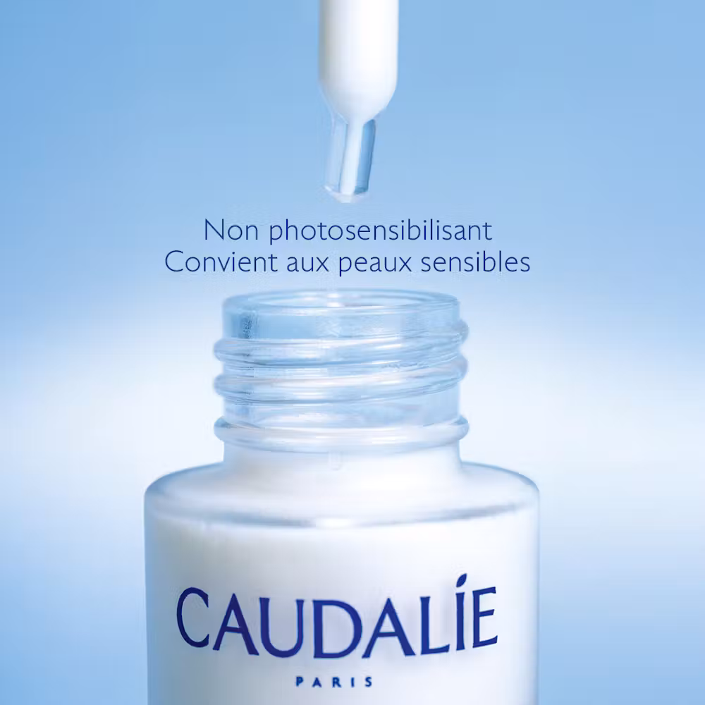Sérum Vinoperfect Caudalie – non photosensibilisant, convient aux peaux sensibles